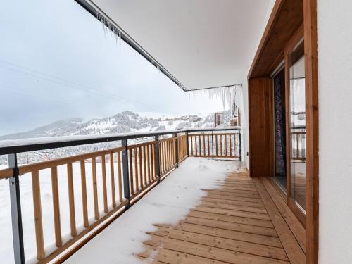 Grand appart haut de gamme 8p, skis aux pieds, vue Mont Blanc, balcon, parking, linge inclus
