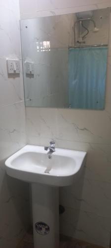 Ein Badezimmer in der Unterkunft Estad hotel