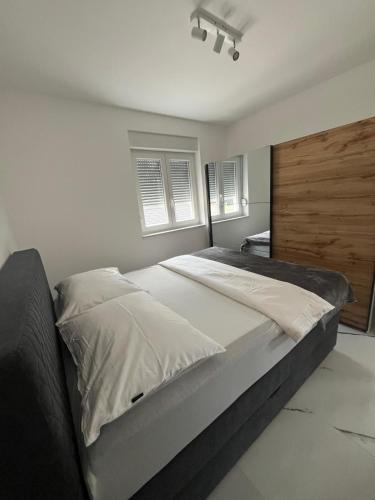 Apartment Bijeli San