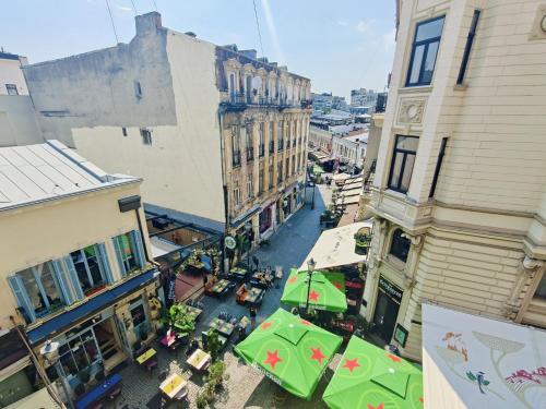 an overhead view of a city street with buildings at Old Town Cozy Suites Smârdan - Pumo Properties in Bucharest