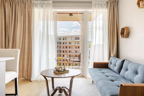 Ruang duduk di Quiet luxury in the heart of Oslo
