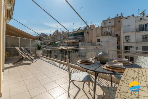 Pame Rentals - 2BD Modern Home Steps from Pasalimani