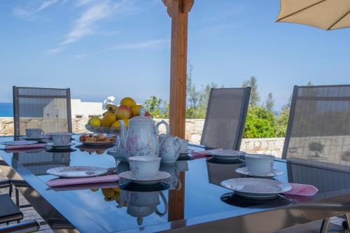 Ein Balkon oder eine Terrasse in der Unterkunft Savvas Villa