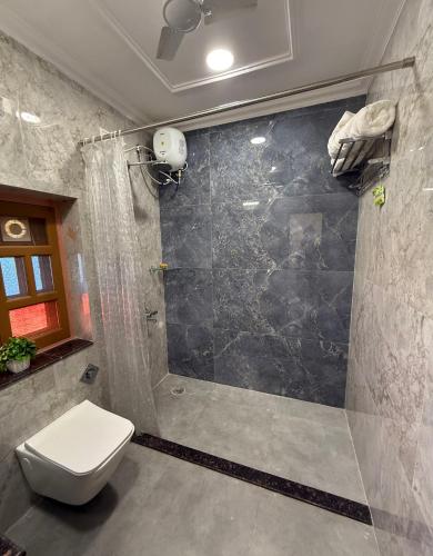 Bagno di The Sunrise Retreat