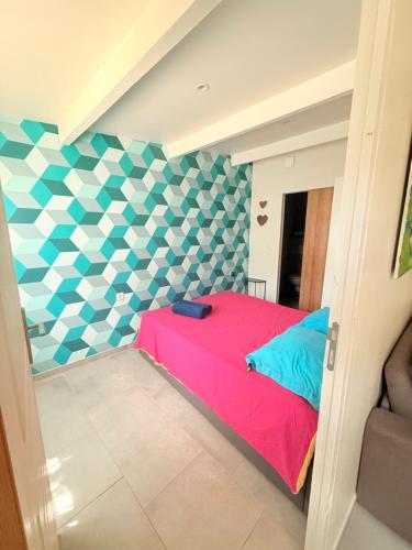 Φωτογραφία από το άλμπουμ του SUP Maison 10 Cosy T2 avec jardin Jacuzzi στη Μασσαλία