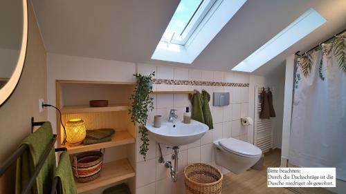 Bilik mandi di Treetop Apartment - Zwischen Schwarzwald und Schwäbischer Alb
