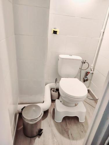 Bilik mandi di 68m2, gare 2 min à pied, Paris et Orly à 15 min