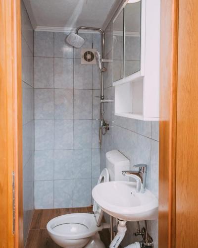 Ένα μπάνιο στο Prenoćište kod Buce