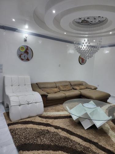Posezení v ubytování Ndouha House