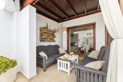 VILLA Maday May