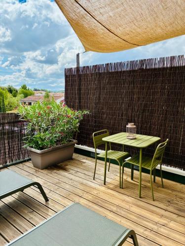 Balkón nebo terasa v ubytování Studio Nuitée en Provence 2