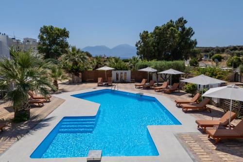 Πισίνα στο ή κοντά στο The River Suites Adults Only-A Seaside Experience
