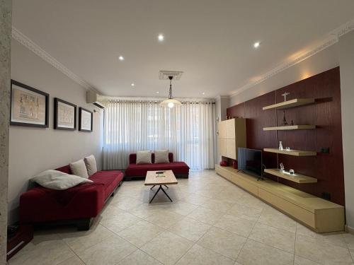 Laureta Central Apartment