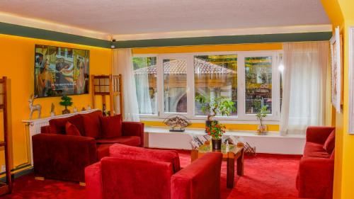 Ruang duduk di Mini Harem Hotel