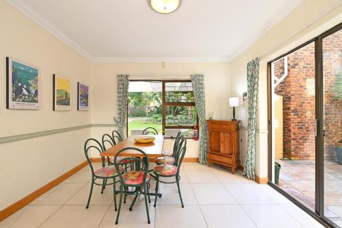 Gallery image of DC Guesthouse in Constantia in Sweet Valley