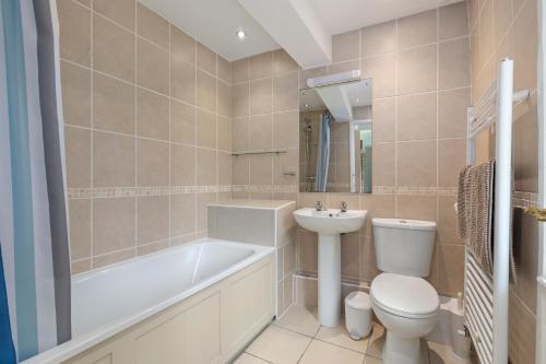 Koupelna v ubytování Clover at Gorslwyd - Sound Retreat