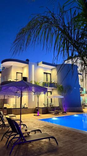 Bazén v ubytování Afrimi Hotel nebo v jeho okolí