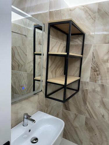 Ένα μπάνιο στο MM Apartments