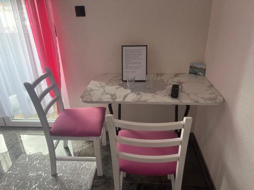 Posezení v ubytování Apartmani M&DŽ Bihać