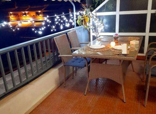 v&k rooftop apartment in the center of Athens