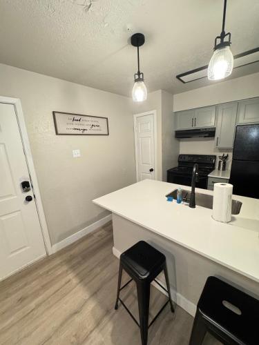 Gallery image of SKIP 4 STATE FAIR l DT Dallas l FIFA READY l Staycation 1Bd1Ba in Dallas