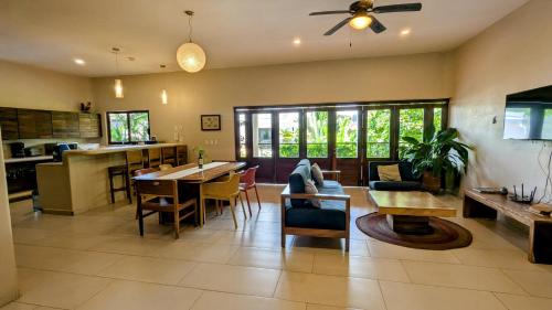 Gallery image of Terrace & Nature Flat in Village whit Pool in Lo de Marcos