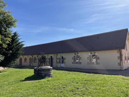 Gîte de charme à Thiel-sur-Acolin avec jardin et climatisation - FR-1-489-338