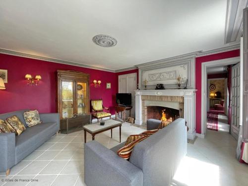 Maison indépendante avec jardin privatif, cheminée et accès direct à la forêt - FR-1-497-180