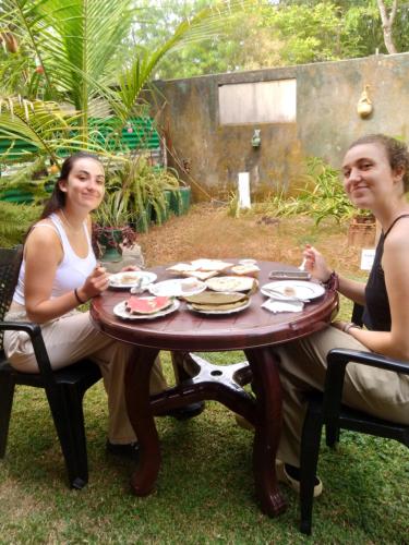Gestir sem dvelja á Sigiriya Lions Rest Hostel