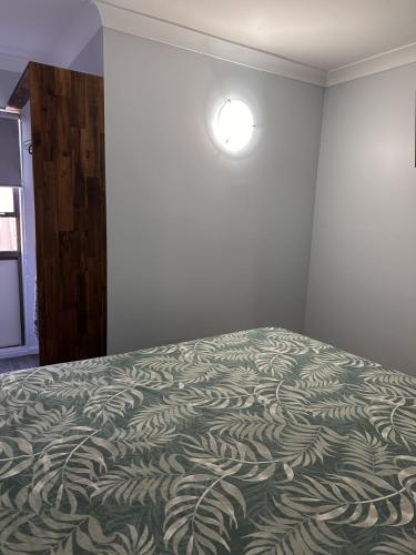 Postel nebo postele na pokoji v ubytování Narimba Motel