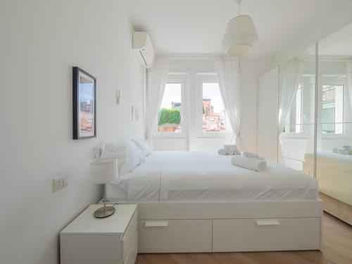 HomeLovers Simple Quite Flat Sarpi Sempione MM5 Gerusalemme