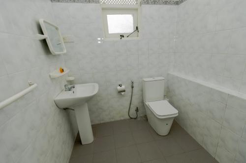 Un baño de Beverly Villa