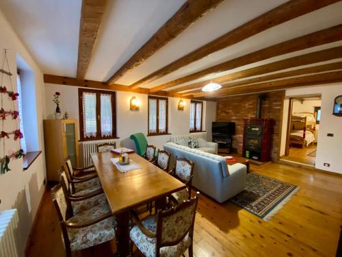 Ruang duduk di AGRITURISMO FARE BIO