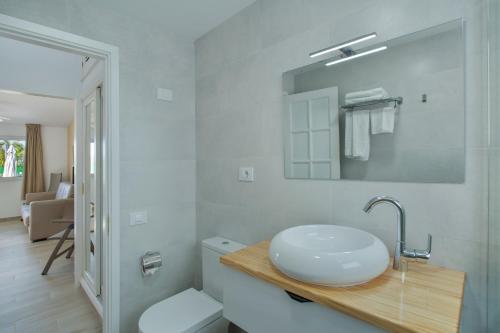 Vista Verde Adults Only photo 3