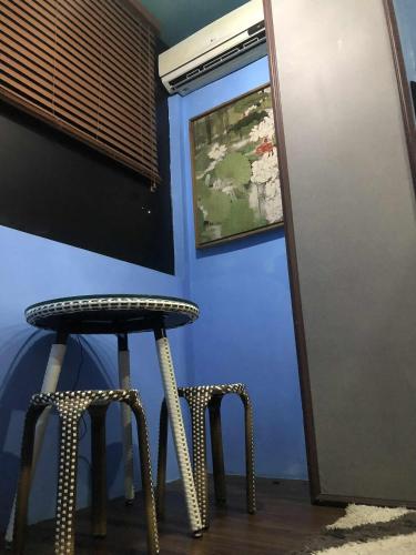 Televisyen dan/atau pusat hiburan di Papabo Backpackers Mactan