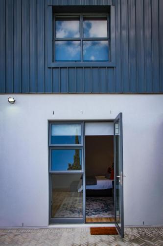 Φωτογραφία από το άλμπουμ του Upmarket Room στο Στέλενμπος