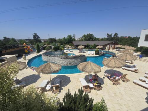 Bazén v ubytování Complex Casa Ani nebo v jeho okolí