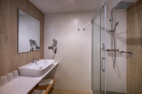 Kúpeľňa v ubytovaní 4R Salou Park Resort II
