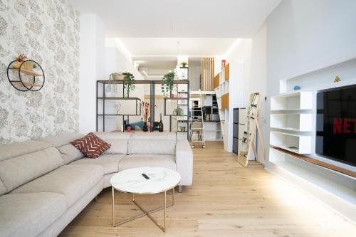 Design Apartment Milano Porta Romana AC & Check-in 24h