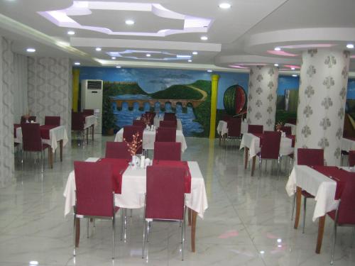 Χώρος καθιστικού στο Miroglu Hotel