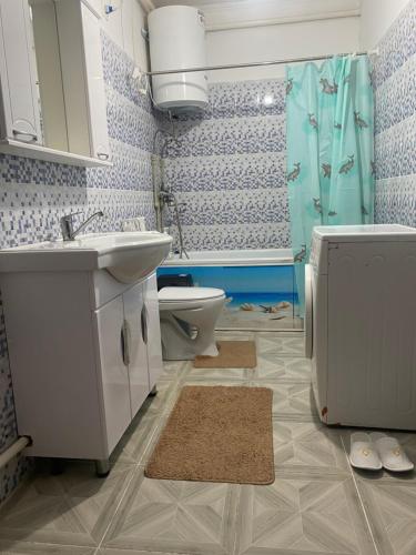 Koupelna v ubytování Hostel Hanysha