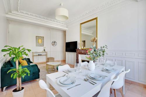 Modern Apartment - 2BD 4P - Louvre Marais