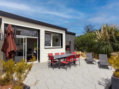 Le Gwern by Madame est Servie