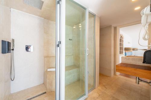 Koupelna v ubytování Villa Mediterraneo by Mallorca House Rent