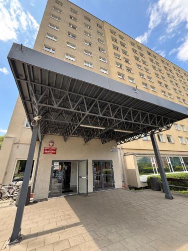 Budova, kde se aparthotel nachází