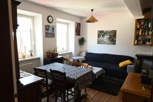 Posezení v ubytování Un étage entier dans une maison