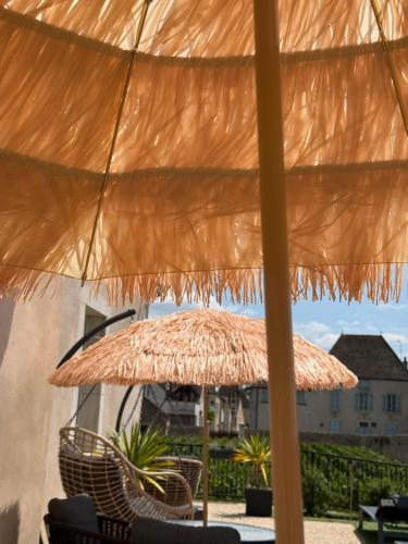 Patio nebo venkovní prostory v ubytování Hotel Les Rêveries du CLOS derrière St Jean Vignes &Spa