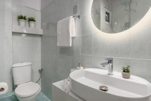 Bilik mandi di Kourti Residence