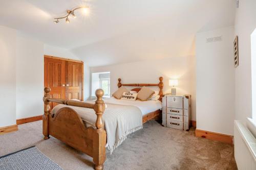 Katil atau katil-katil dalam bilik di 4 Bed in Cawton oc-t32408