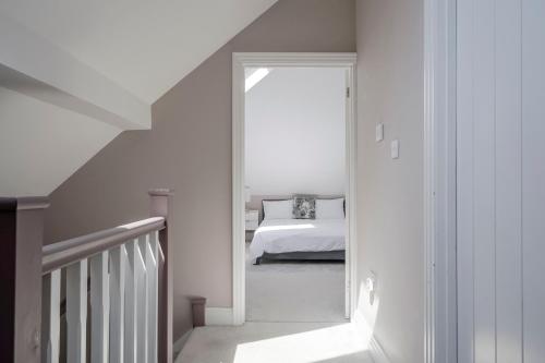 Gallery image of Chalet Gerrards Cross in Gerrards Cross